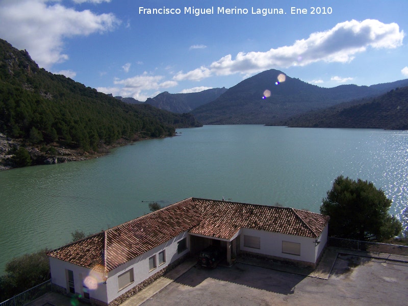 Pantano del Quiebrajano - Pantano del Quiebrajano. Casi lleno