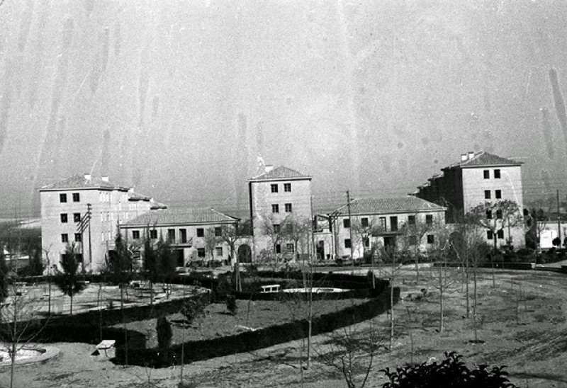 Parque de la Concordia - Parque de la Concordia. Aos 40. Fotografa de Jos Ortega Snchez. Archivo IEG