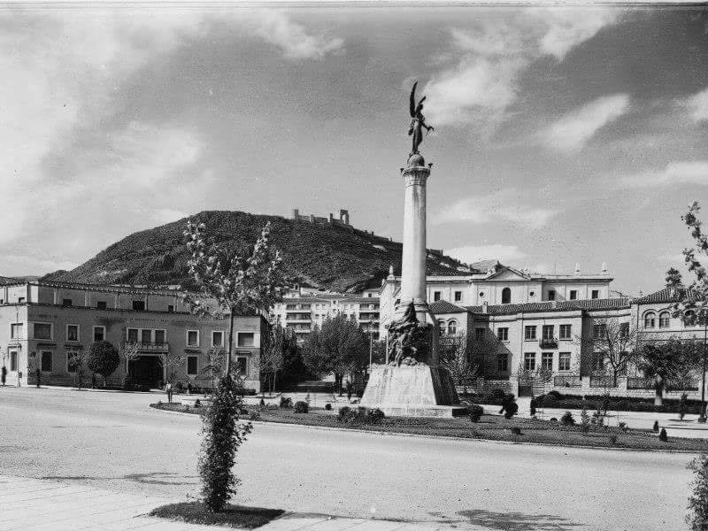 Monumento a las Batallas - Monumento a las Batallas. Foto antigua