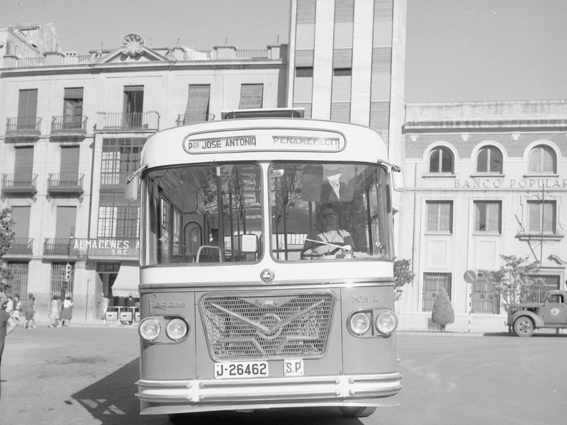 Edificio de la Plaza de la Constitucin n 8 - Edificio de la Plaza de la Constitucin n 8. Foto antigua