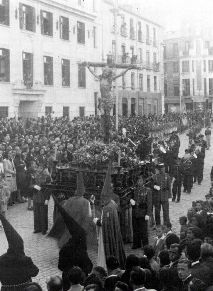 Plaza de San Francisco - Plaza de San Francisco. Procesin de la Cofradia del Cristo de la Expiracin 1945