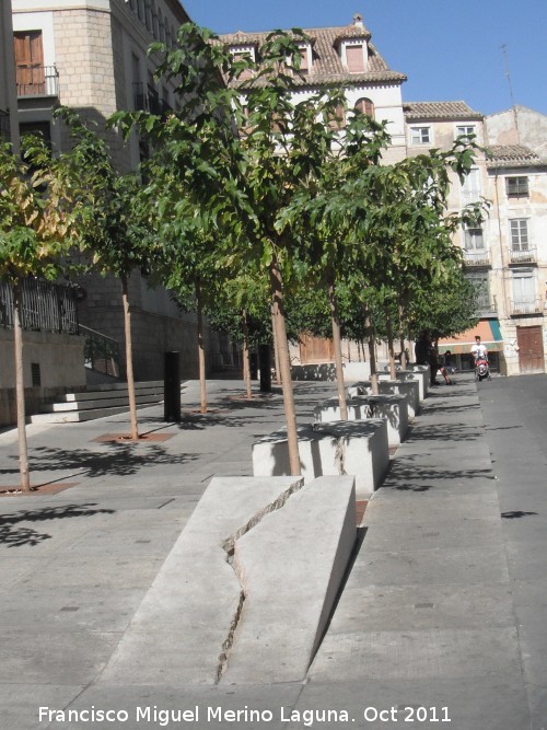 Plaza de Santa Mara - Plaza de Santa Mara. Bancos