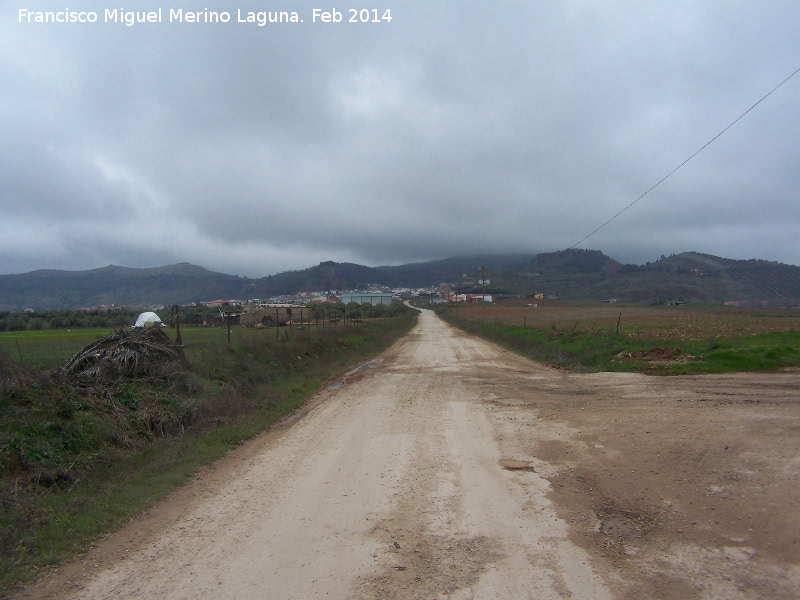 Camino de la Sierra - Camino de la Sierra. Al fondo Santisteban