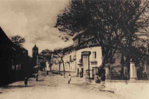 Calle Corredera de San Fernando - Calle Corredera de San Fernando. Foto antigua