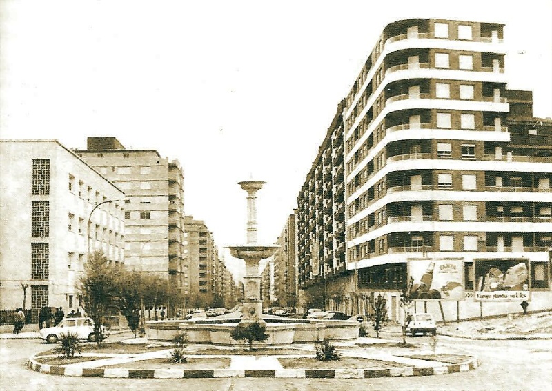 Fuente de la Glorieta de Blas Infante - Fuente de la Glorieta de Blas Infante. Foto antigua