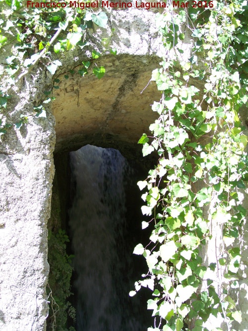 Molino Alto de Lope Prez - Molino Alto de Lope Prez. Ojo del acueducto