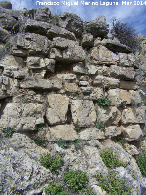 Castillo de Montejcar - Castillo de Montejcar. Torren del anillo de murallas