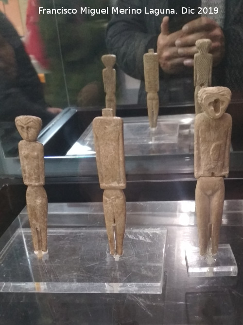 Marroques Bajos. Yacimiento de la Ciudad de la Justicia - Marroques Bajos. Yacimiento de la Ciudad de la Justicia. Idolillos