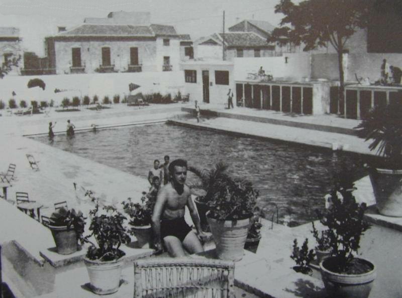 Antigua Piscina Municipal - Antigua Piscina Municipal. Foto antigua