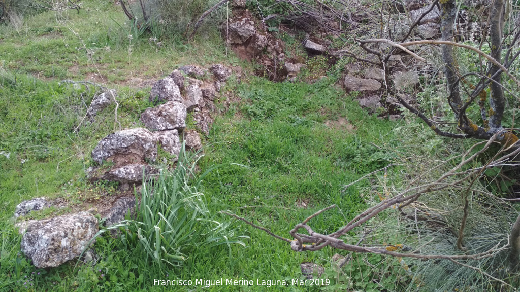 Oppidum de Giribaile. Muralla Norte - Oppidum de Giribaile. Muralla Norte. 