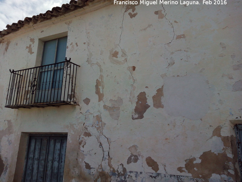 Casera de Torrequebrada - Casera de Torrequebrada. Hueco cegado donde se encontraba el escudo