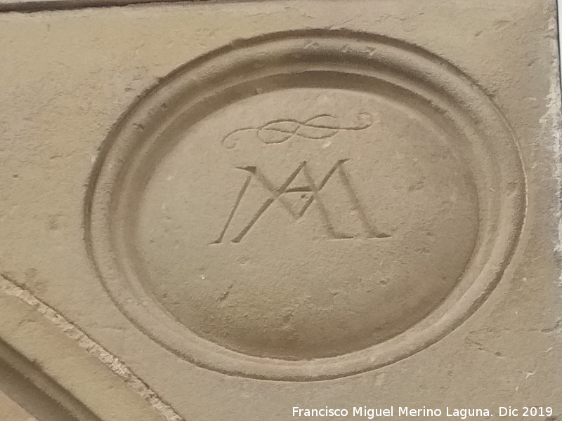 Casa de la Calle Horno Muoz n 11 - Casa de la Calle Horno Muoz n 11. Tondo derecho de Mara