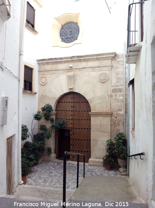 Iglesia de Santiago Mayor - Iglesia de Santiago Mayor. Portada renacentista