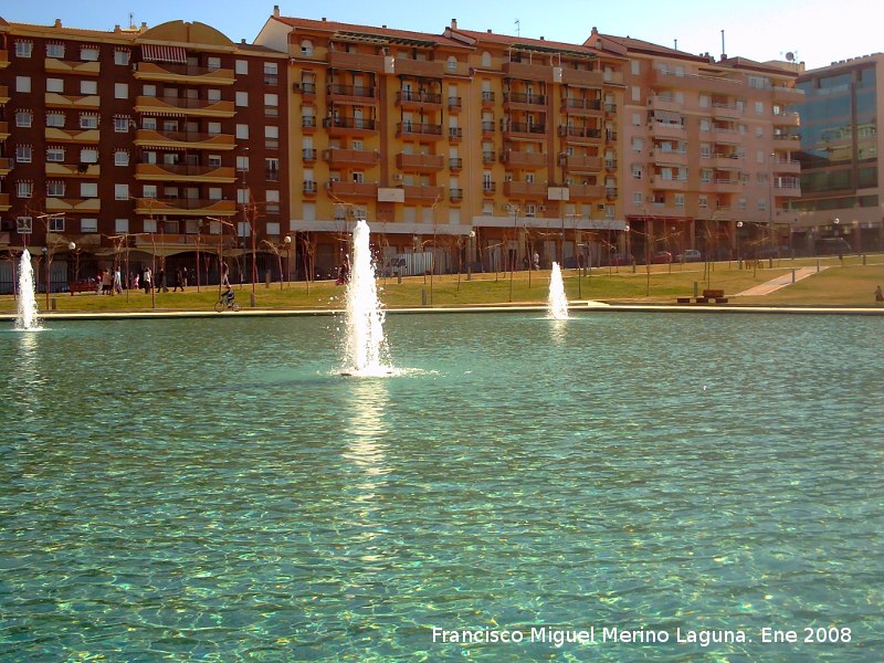 Fuente del Estanque Cuadrado del Bulevar - Fuente del Estanque Cuadrado del Bulevar. 