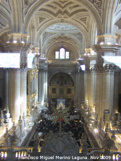 Catedral de Jan. Nave Central - Catedral de Jan. Nave Central. 