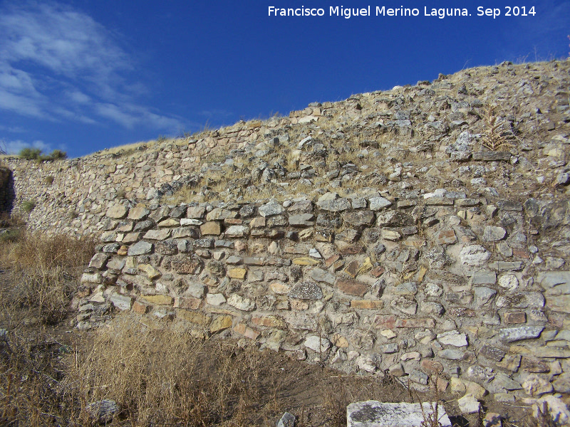 Oppidum Puente Tablas. Muralla - Oppidum Puente Tablas. Muralla. Torren