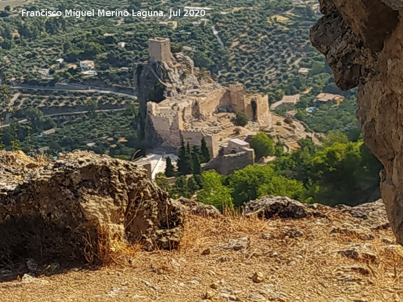 Castillo de La Iruela - Castillo de La Iruela. Desde el Camino Alto de la Quebrada