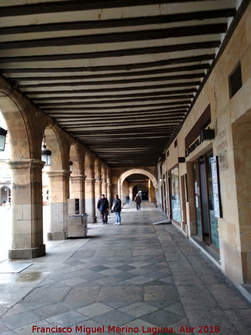 Plaza Mayor - Plaza Mayor. Soportales