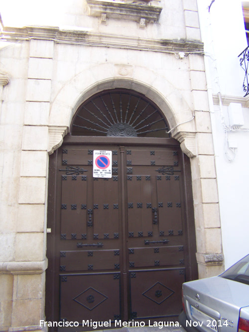 Casa de la Calle La Feria n 47 - Casa de la Calle La Feria n 47. Portada de la cochera