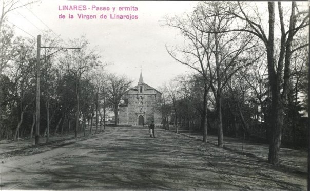 Santuario de Linarejos - Santuario de Linarejos. Paseo y ermita antes de reconstruir