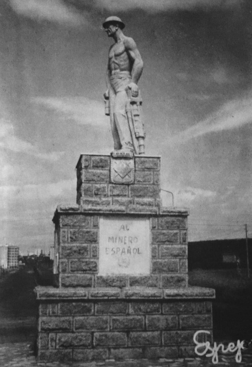 Monumento al Minero - Monumento al Minero. Foto antigua de Espejo