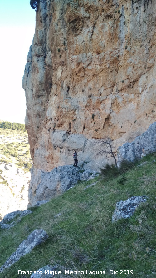 La Cerradura - La Cerradura. Paredes rocosas de Los Ca�ones