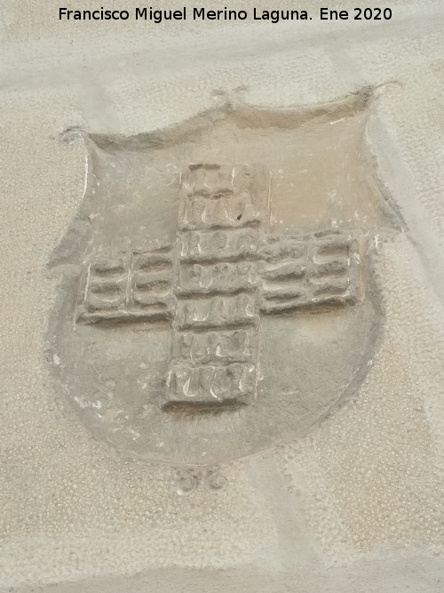 Casa de la Calle Pi�drola n� 11 - Casa de la Calle Pi�drola n� 11. Escudo izquierdo