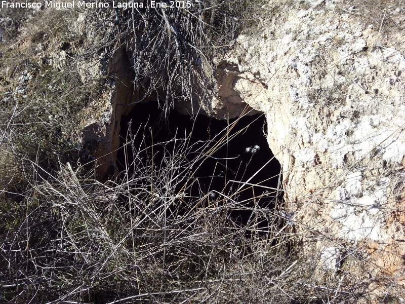 Cuevas Piquita. Cueva X - Cuevas Piquita. Cueva X. Puerta convertida en ventana