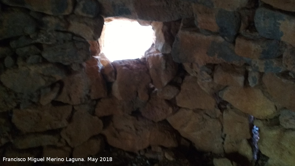 Chozo de la Cueva de la Asilla - Chozo de la Cueva de la Asilla. Ventanuco