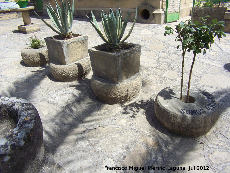 Casa de Piedra - Casa de Piedra. Ruedas de piedra