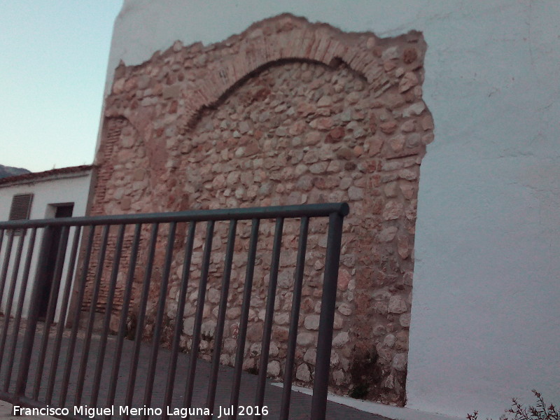 Murallas de Quesada - Murallas de Quesada. Arcos del alczar