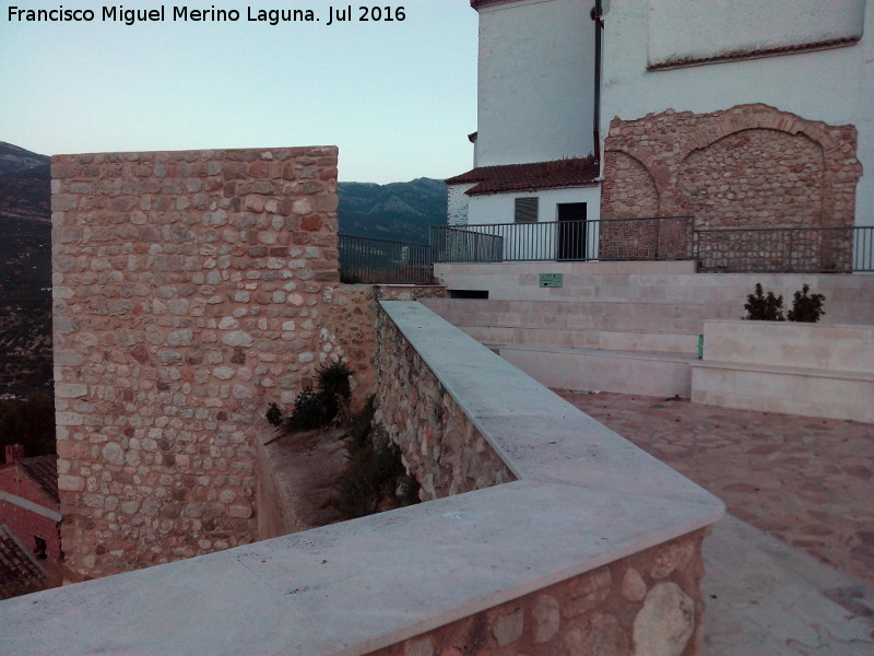 Murallas de Quesada - Murallas de Quesada. Mirador de la Baranda