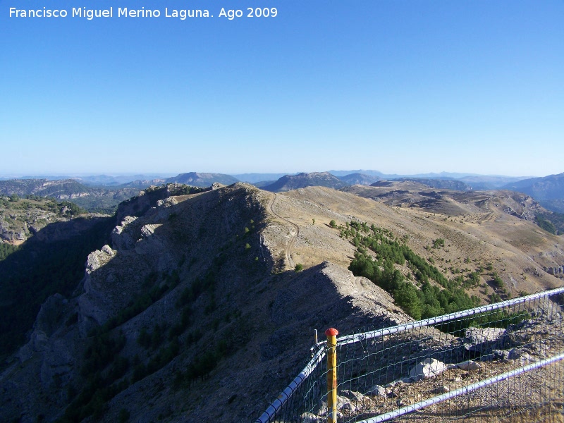 Loma del Calar del Cobo - Loma del Calar del Cobo. La loma desde el Puntal de la Misa