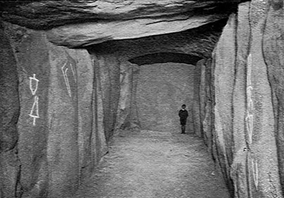 Dolmen de Soto - Dolmen de Soto. Foto antigua