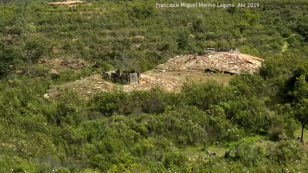 Dlmenes del Pozuelo - Dlmenes del Pozuelo. Dolmen IV y III