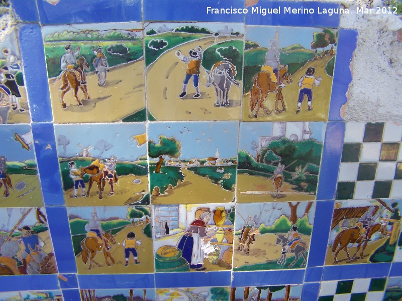 Paseo de los Adoquines - Paseo de los Adoquines. Azulejos del Quijote