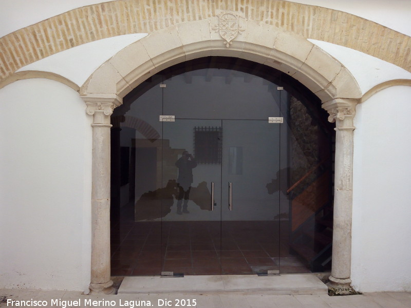 Castillo de Lopera. Alczar - Castillo de Lopera. Alczar. Puerta del patio