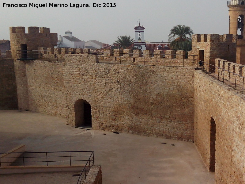 Castillo de Lopera. Puerta - Castillo de Lopera. Puerta. Intramuros