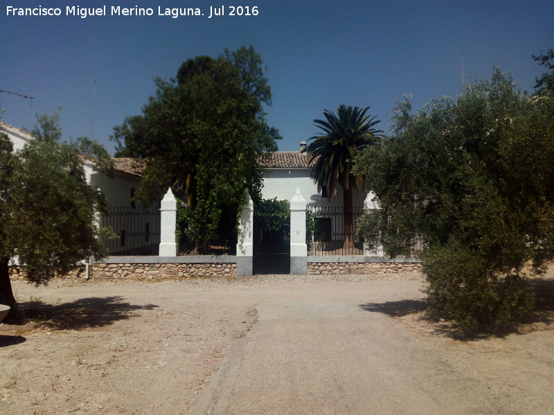 Cortijo de la Santa Cruz - Cortijo de la Santa Cruz. Lonja