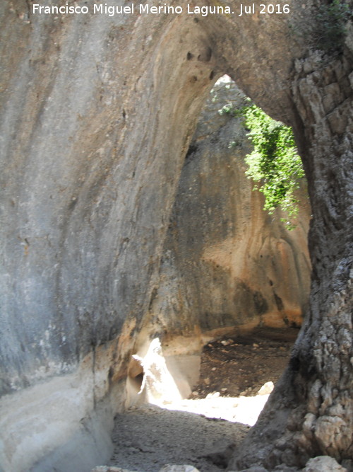 Can del Nacimiento - Can del Nacimiento. Arco natural de piedra