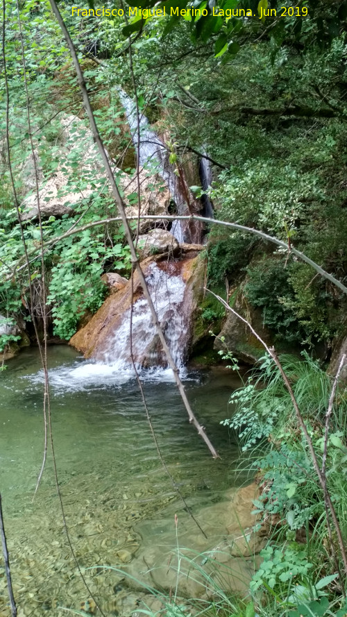 Aguascebas Grande - Aguascebas Grande. Cascada aguas arriba de la Cueva del Peinero