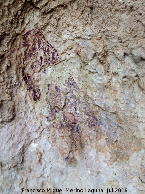 Pinturas y petroglifos rupestres de la Cueva del Encajero - Pinturas y petroglifos rupestres de la Cueva del Encajero. Ciervo