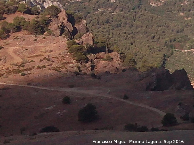 Helipuerto de la Atalaya - Helipuerto de la Atalaya. Desde la ladera del Rayal