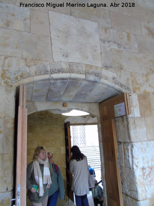 Casa de las Conchas - Casa de las Conchas. Puerta de entrada