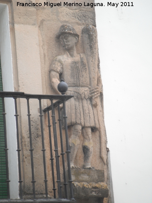 Casa del Juzgado - Casa del Juzgado. Macero de la derecha