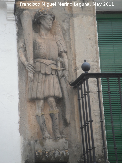 Casa del Juzgado - Casa del Juzgado. Macero de la izquierda