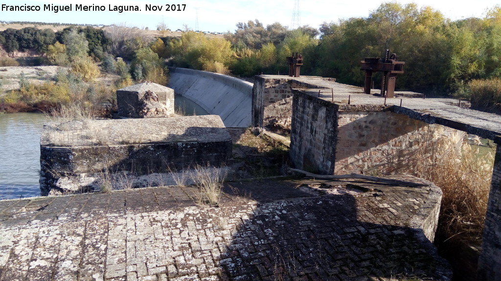 Molinos de Casas Nuevas - Molinos de Casas Nuevas. Molinos y presa