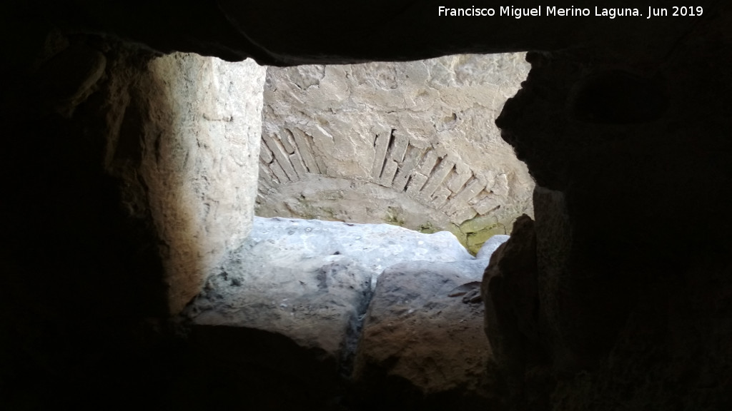 Molinos de Casas Nuevas - Molinos de Casas Nuevas. Arco desde el Molino Norte