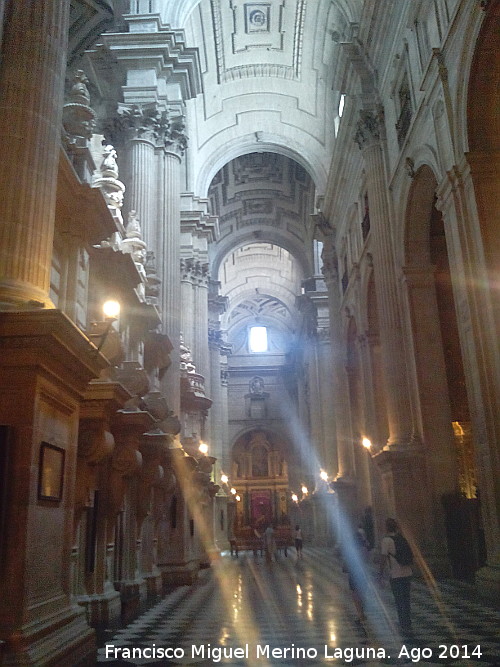 Catedral de Jan. Nave de la Epstola - Catedral de Jan. Nave de la Epstola. 