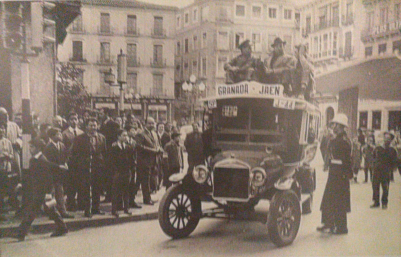 Historia de Jan. Siglo XX - Historia de Jan. Siglo XX. Autobs Granada Jan. Foto antigua